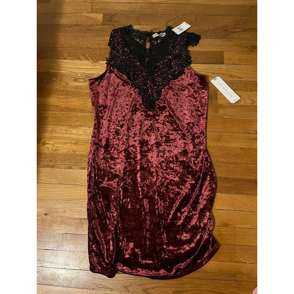 NWT Almost Famous Women’s Burgundy Velvet Dress Black Lace Plus 2X